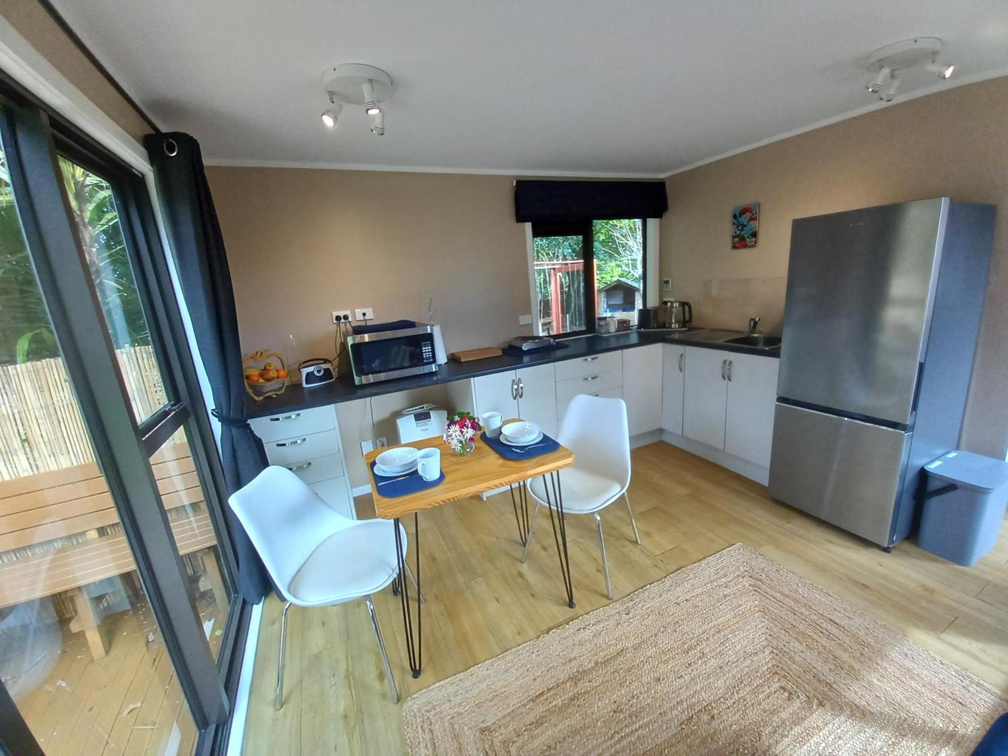 Hide Away In Waikanae Exterior foto
